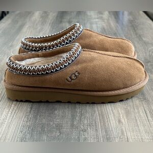 Ugg Tasman Slippers Chestnut Size 9 Like New!